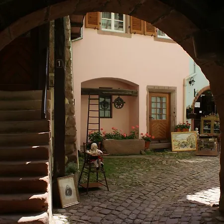 Ferienwohnung Location 